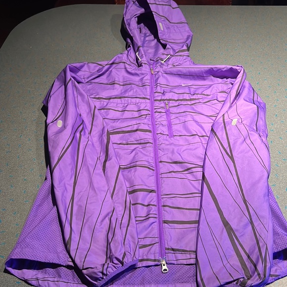 Nike Running Jacket - Picture 1 of 5